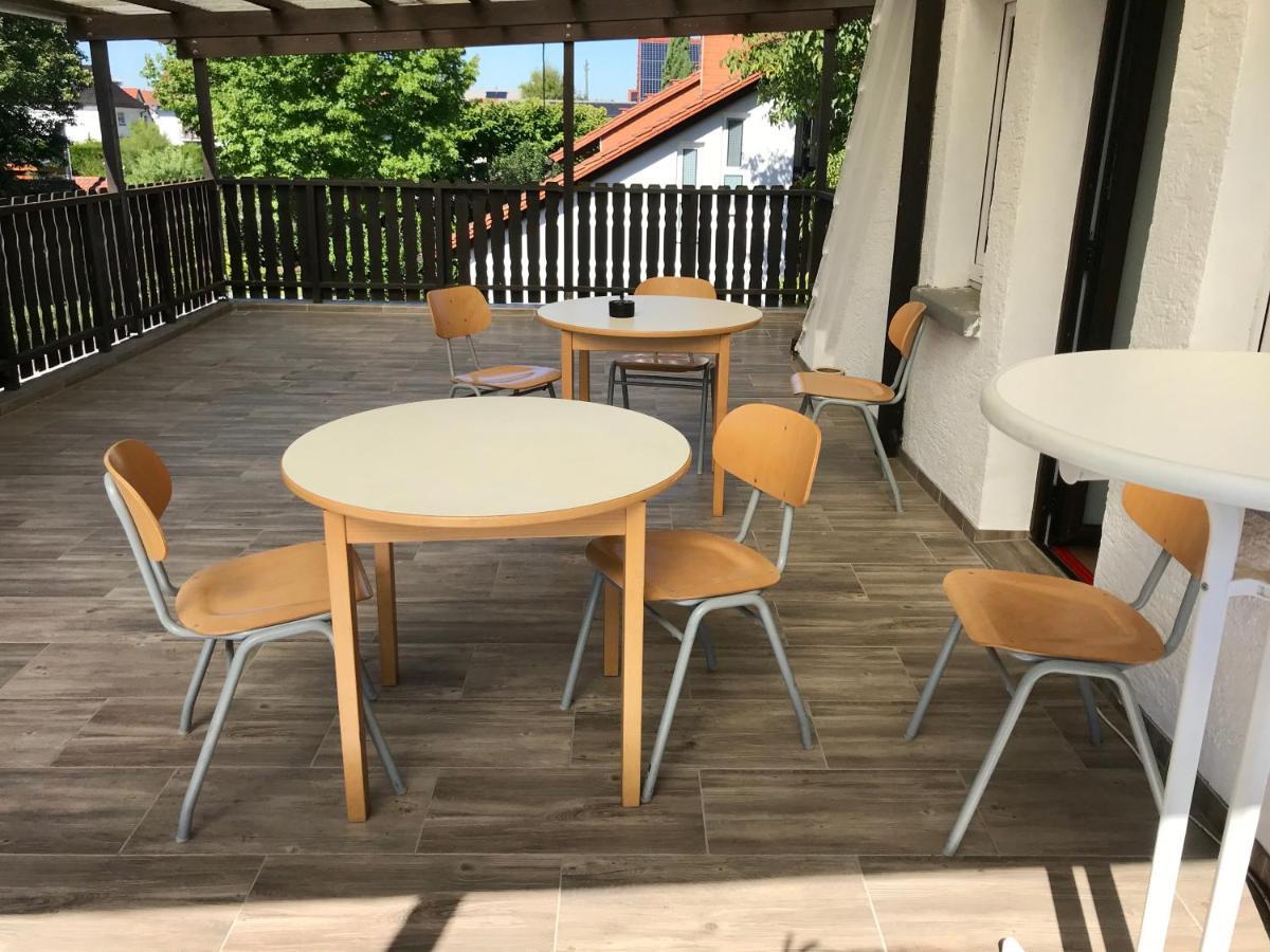 Juna Karlsruhe Esterno foto