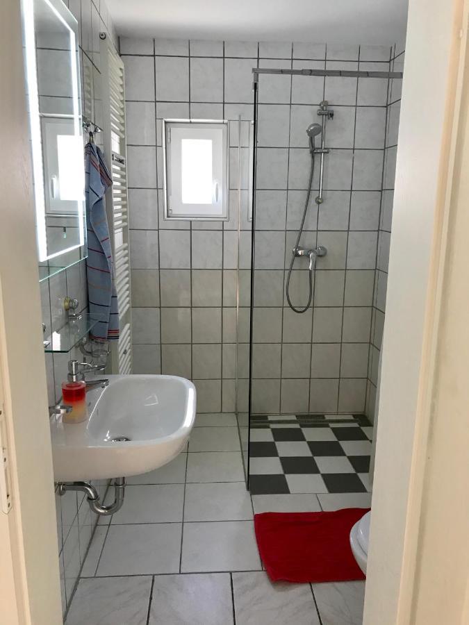 Juna Karlsruhe Esterno foto