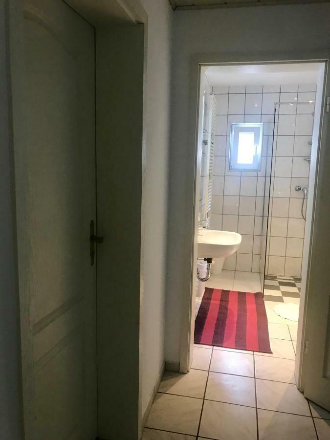 Juna Karlsruhe Esterno foto