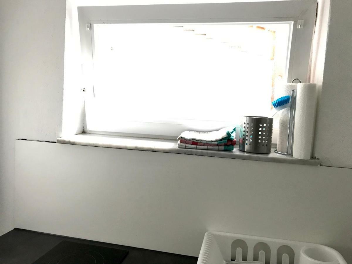Juna Karlsruhe Esterno foto
